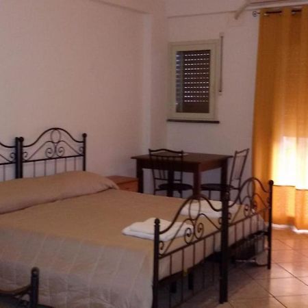 Residence Ore Felici Taormina Mascali Exterior foto